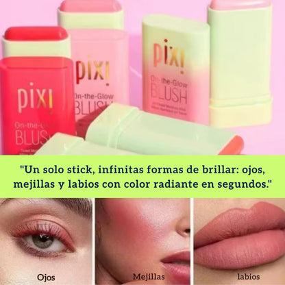 On The Go Blush® Labios, mejillas y ojos listos con un solo producto.